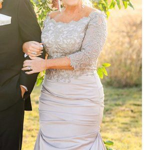 La Femme - Size 8 Mother-of-the-Bride Silk Dress